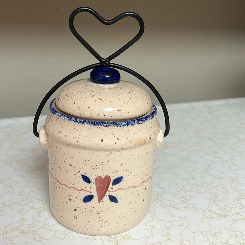 Heart Design Ceramic Jar with Lid